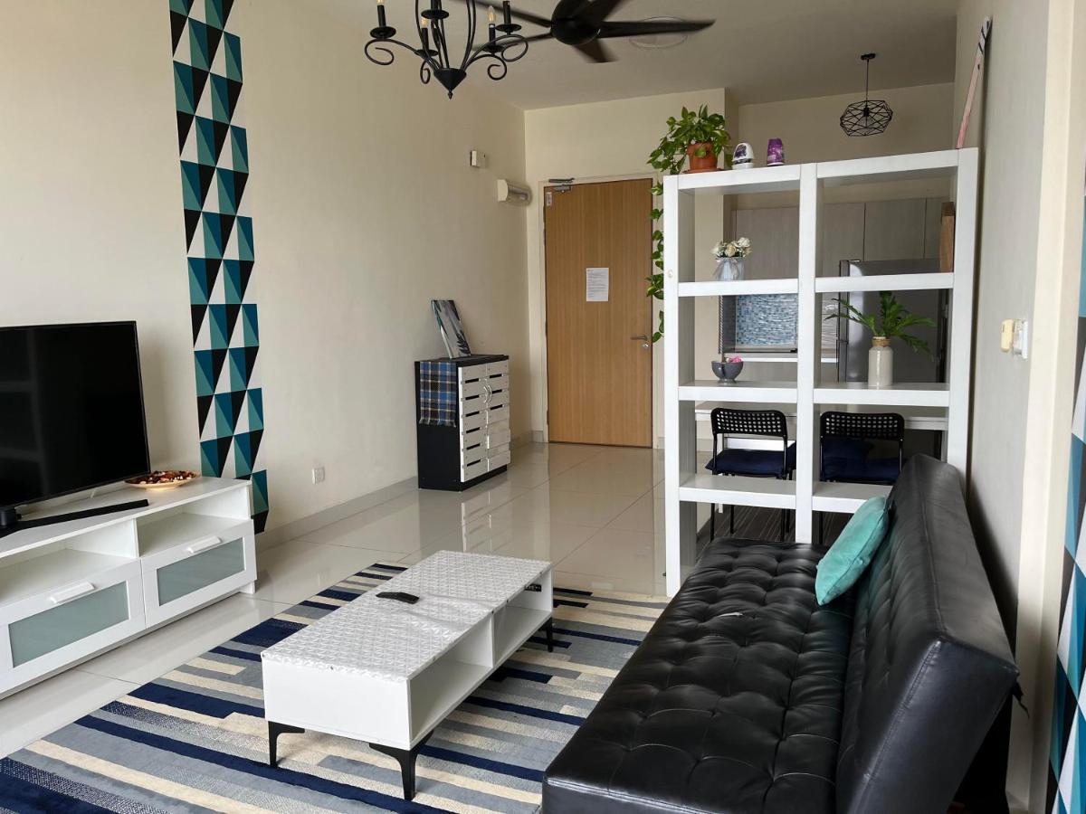 Casa Rv Homestay Mkh Boulevard Kajang Exterior photo