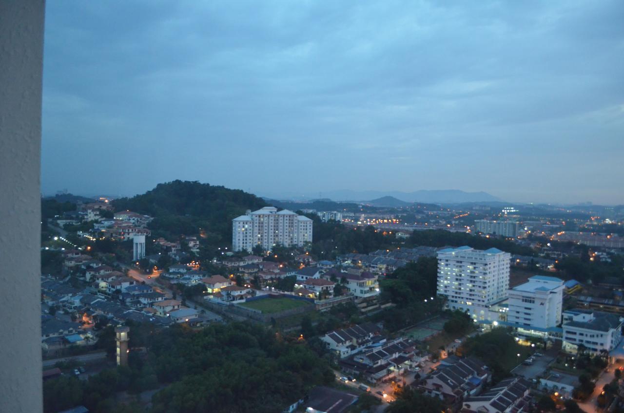 Casa Rv Homestay Mkh Boulevard Kajang Exterior photo